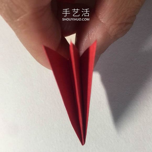简单折纸4个花瓣 粘合得到一朵四瓣花！(图8)
