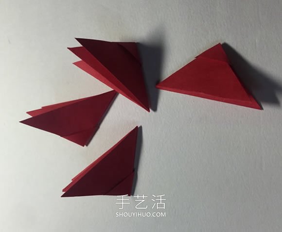 简单折纸4个花瓣 粘合得到一朵四瓣花！(图10)