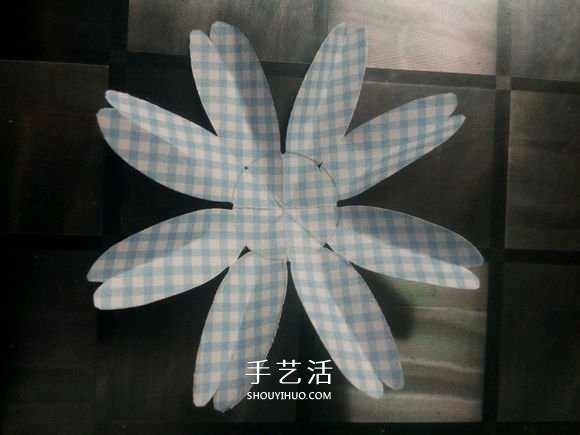 简单手工做太阳花教程 向日葵花的做法图解(图2)