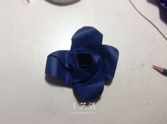 怎么折纸月季花的方法 手工月季花的折法图解(图27)