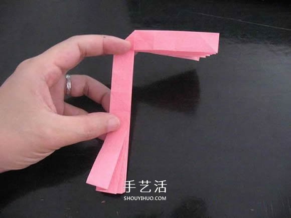 赠送初恋的小礼物！折纸蔷薇戒指的折法图解(图45)