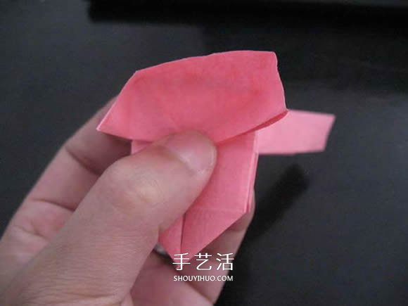 赠送初恋的小礼物！折纸蔷薇戒指的折法图解(图64)
