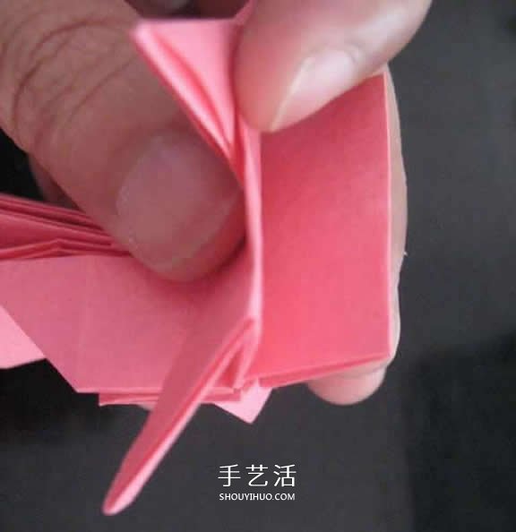 赠送初恋的小礼物！折纸蔷薇戒指的折法图解(图69)
