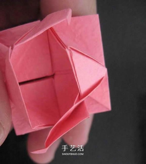 赠送初恋的小礼物！折纸蔷薇戒指的折法图解(图72)
