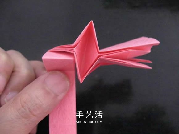 赠送初恋的小礼物！折纸蔷薇戒指的折法图解(图59)
