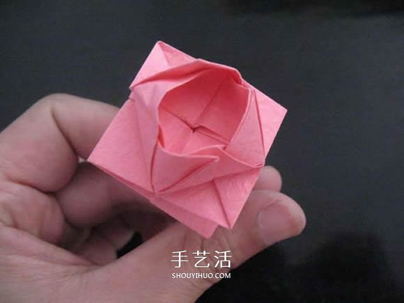 赠送初恋的小礼物！折纸蔷薇戒指的折法图解(图75)