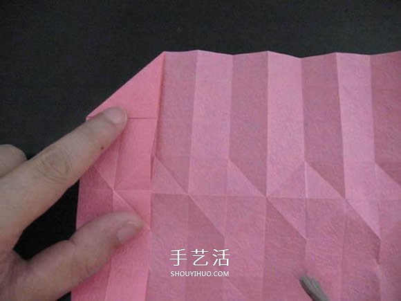 赠送初恋的小礼物！折纸蔷薇戒指的折法图解(图28)