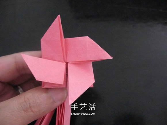 赠送初恋的小礼物！折纸蔷薇戒指的折法图解(图73)