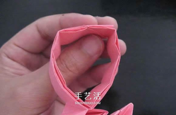 赠送初恋的小礼物！折纸蔷薇戒指的折法图解(图82)