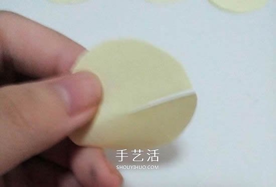 简单纸花怎么做图解 组合式花朵的制作方法(图3)