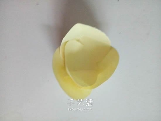 简单纸花怎么做图解 组合式花朵的制作方法(图7)