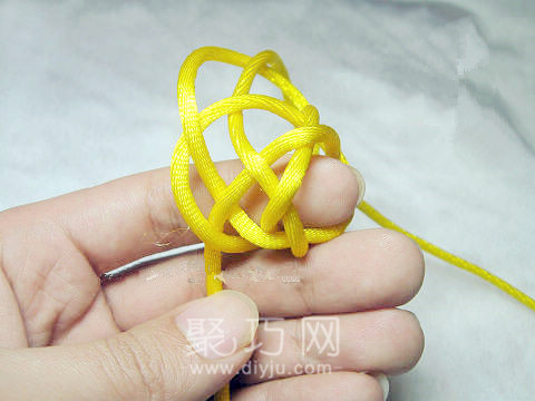 打单线六瓣长纽扣结教程 钻石结编织图解(图3)