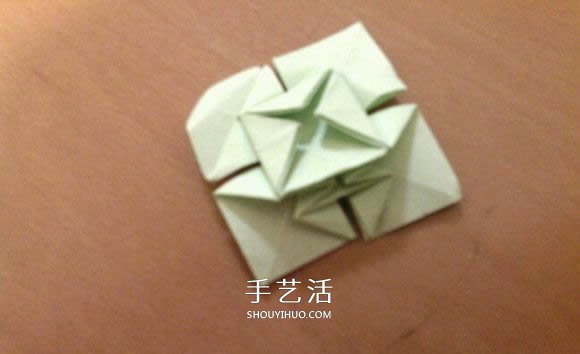 幸运四叶草的折法图解 怎么折纸四叶草步骤图(图19)