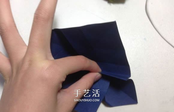 怎么折纸月季花的方法 手工月季花的折法图解(图31)