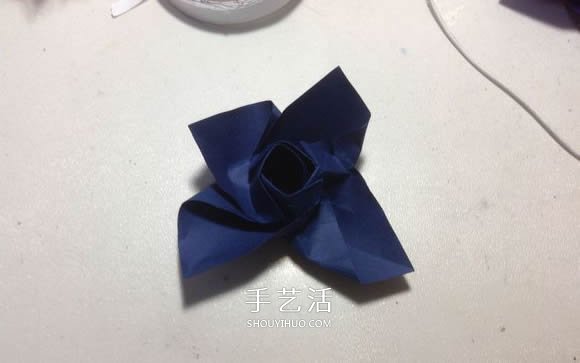 怎么折纸月季花的方法 手工月季花的折法图解(图33)