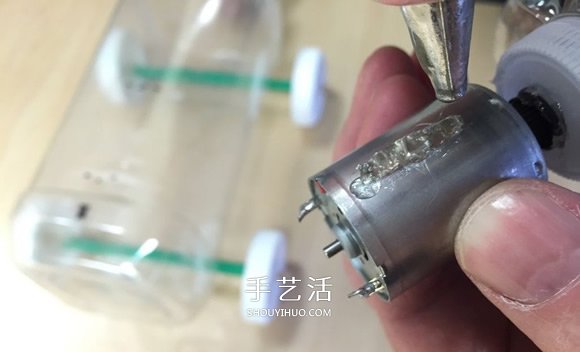 自制电动风力车玩具的制作方法教程(图22)