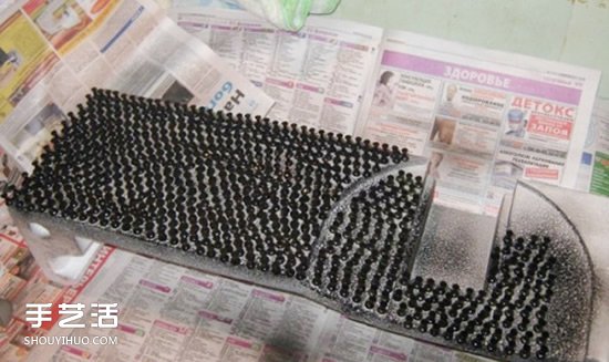 图钉画制作教程：他用一个月钉出女友肖像画(图8)