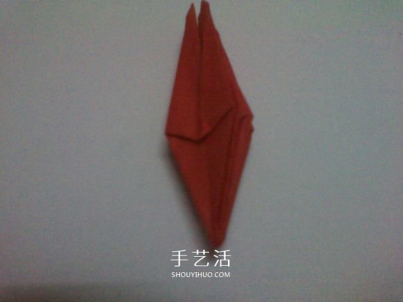 彼岸花的折法步骤图解 详细折纸彼岸花的过程(图18)