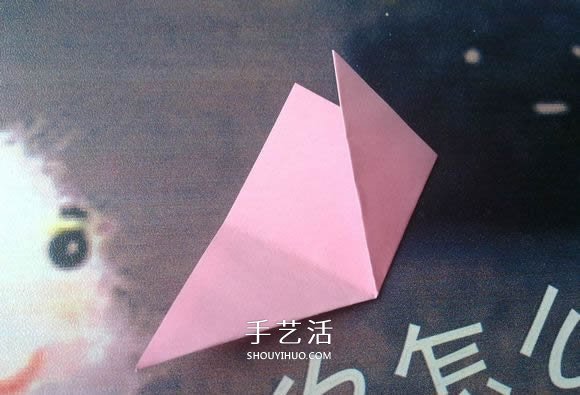 肯定学得会！超简单五瓣樱花的折纸方法步骤(图2)