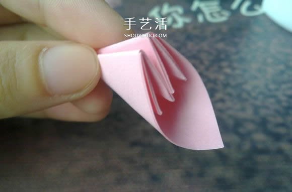 肯定学得会！超简单五瓣樱花的折纸方法步骤(图11)