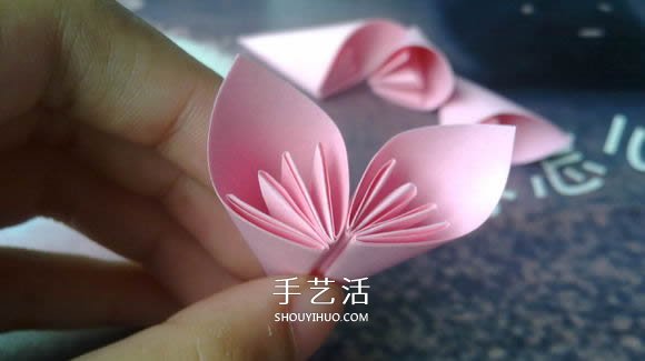 肯定学得会！超简单五瓣樱花的折纸方法步骤(图14)