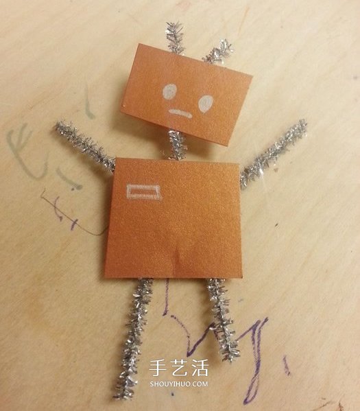 自制跳舞机器人的方法 一个凸轮就搞定！(图2)