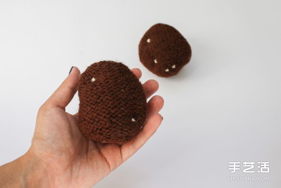 毛线编织的蔬菜水果作品 卖得比新鲜的贵多了(图4) 毛线编织的蔬菜水果作品 卖得比新鲜的贵多了(图4)