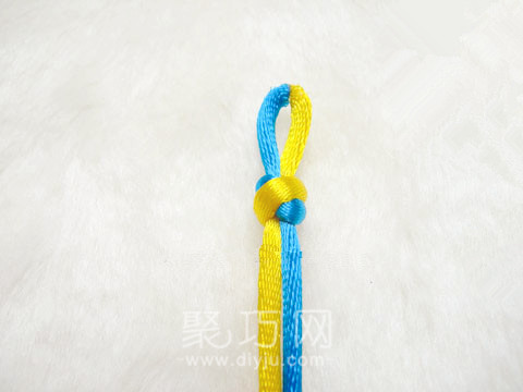 中国结叠翼盘长结徒手编法图解(图3)