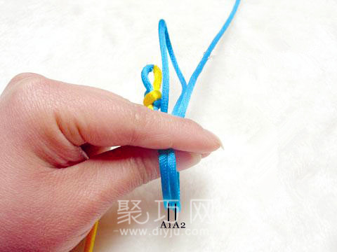 中国结叠翼盘长结徒手编法图解(图5)