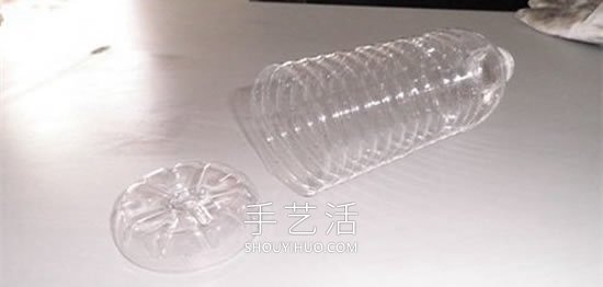 自制矿泉水瓶仿真花的方法图解教程(图3)