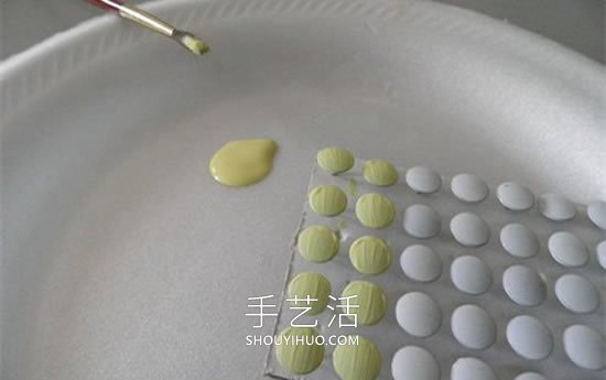 自制矿泉水瓶仿真花的方法图解教程(图7)