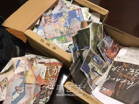 90岁老奶奶手撕报纸做拼贴画！展现平淡幸福(图10)