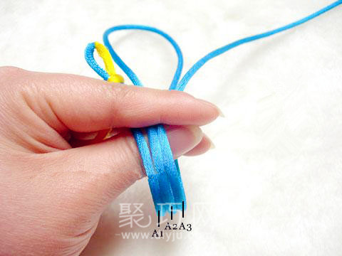 中国结复翼盘长结徒手编法图解(图2)