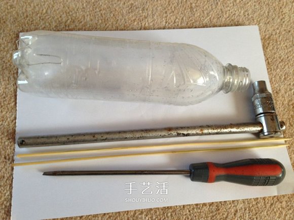 用塑料瓶做潜水艇玩具的方法(图12)