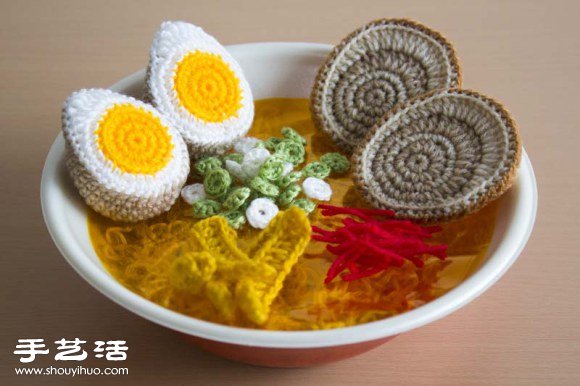 日本手工达人用毛线织出的一碗拉面！ - 诺云双维造物网