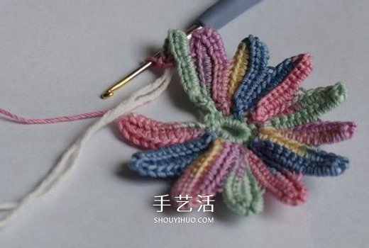 钩针编织五彩菊的方法图解 单元菊花的钩织方法(图7)