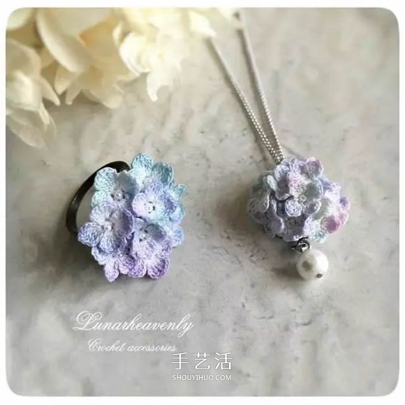 美得不像话！袖珍钩针花朵饰品作品图片欣赏(图7)
