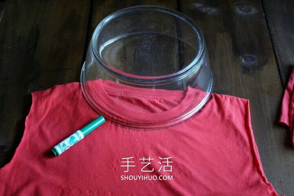 如何用10分钟制作一个不用缝制的T恤手提袋(图3)