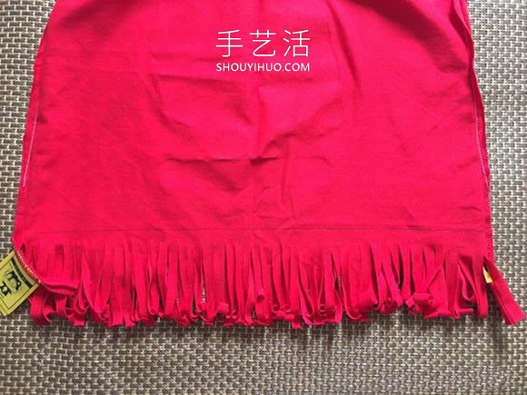 旧T恤改造带流苏性感背心的做法教程(图8)