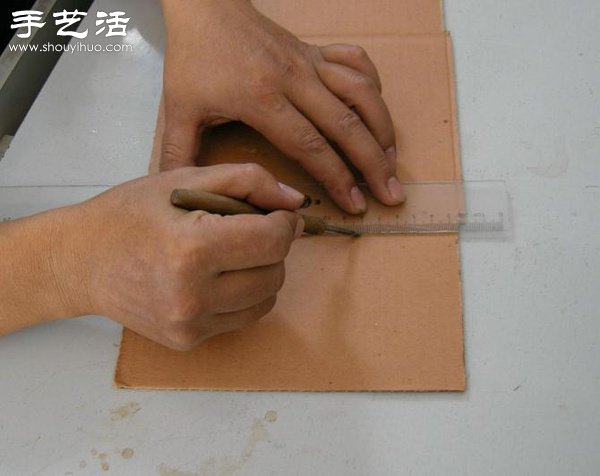 硬纸板废物利用DIY精致收纳柜(图4)