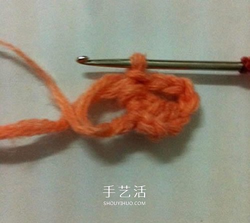 毛线编织莲花胸针的方法 钩针荷花胸花的编法(图9) 毛线编织莲花胸针的方法 钩针荷花胸花的编法(图9)