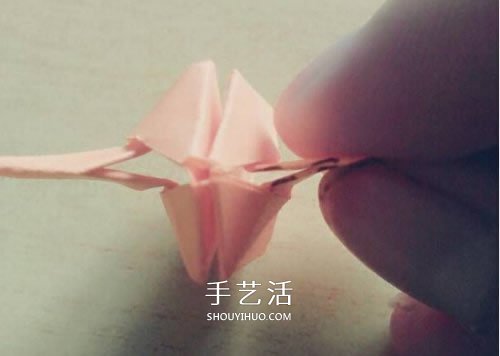 带翅膀气球的折法图解 折纸有翅膀的气球教程(图11)