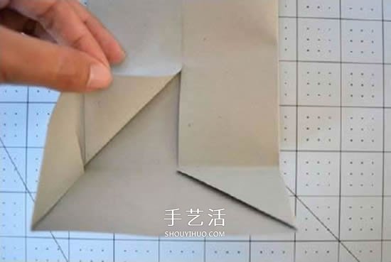 纸衬衫的折法简单图解 可爱小衬衫怎么折步骤(图5)