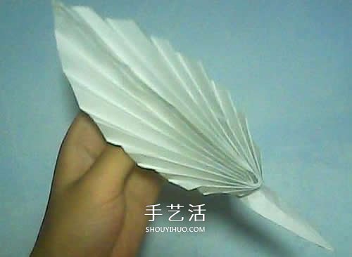 儿童羽毛笔的折法图解 简单折纸羽毛笔教程(图2)