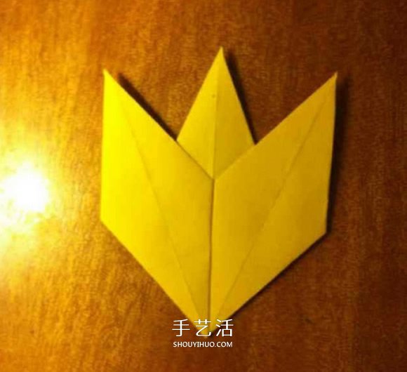 幼儿枫叶的折纸方法 简单折叠枫叶图解教程(图7)