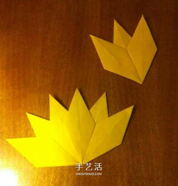 幼儿枫叶的折纸方法 简单折叠枫叶图解教程(图8)