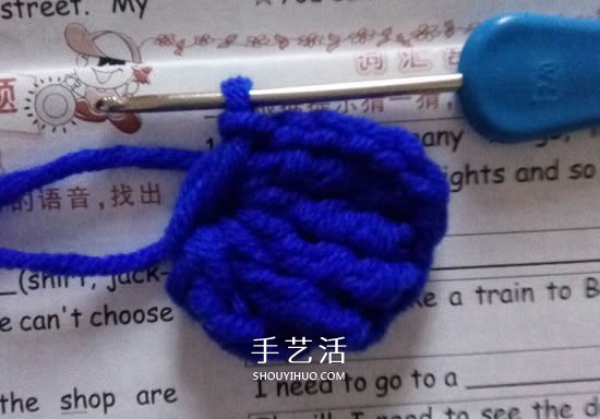 小巧可爱的装饰 手工钩针编织蝴蝶结的图解(图8)