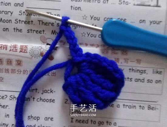 小巧可爱的装饰 手工钩针编织蝴蝶结的图解(图9)