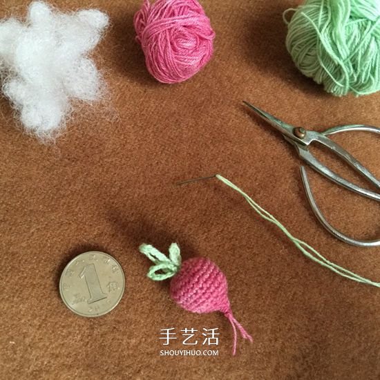 怎么钩织小萝卜的方法 简单水萝卜的钩法图解(图10)