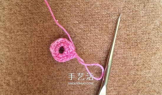 怎么钩织小萝卜的方法 简单水萝卜的钩法图解(图5)